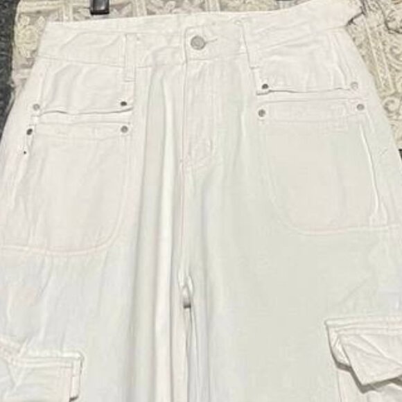White High Rise Wide Leg Cargo Pants with Pockets - Picture 2 of 3